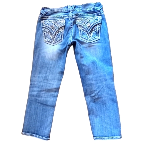 Vigoss The New York medium wash denim capri - Picture 1 of 10